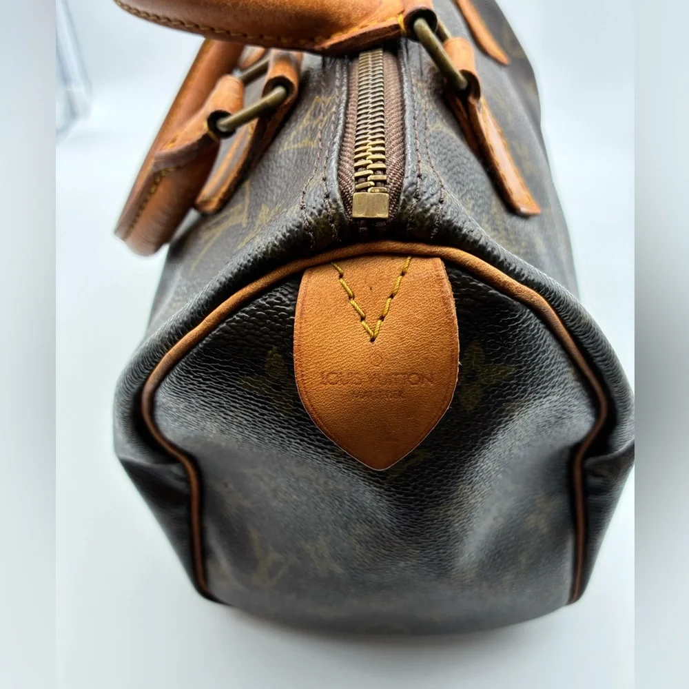Sold ❌ Louis Vuitton monogram vintage speedy 25 hand bag